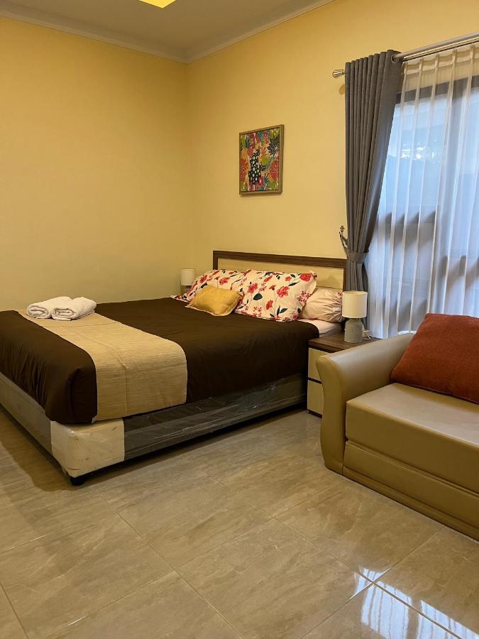 Casa Familia Syariah Appartement Sleman  Buitenkant foto